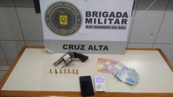 Brigada Militar efetua prisão por porte ilegal de arma de fogo em Cruz Alta