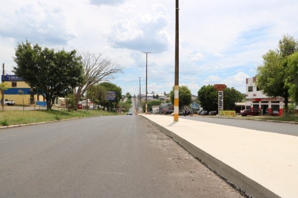 Obra da Avenida Plácido de Castro está em fase de conclusão