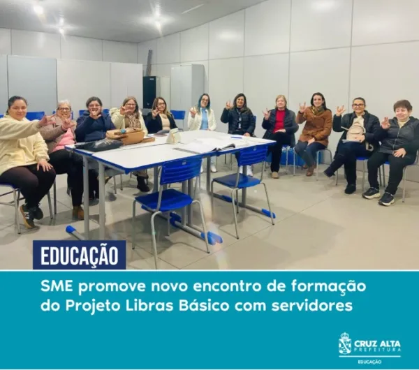 Secretaria de Educação realiza formação em Libras para profissionais