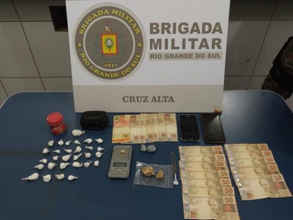 Brigada Militar realiza prisão por tráfico de entorpecentes no Bairro Brum