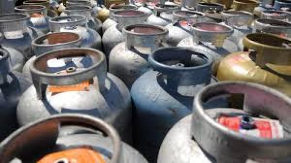 Petrobras reduz preço do gás de cozinha em 9,7% para distribuidoras 