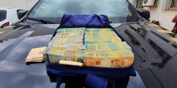 Homem natural de Ijuí é preso com R$677 milhões sem comprovação de origem