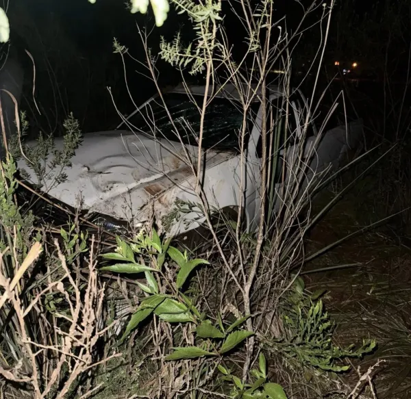 Motorista sai ileso após capotamento na Rodovia Jacob Della Mea, em Cruz Alta