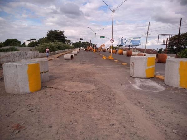 Prefeitura realizará dispensa de licitação para conserto do Viaduto da Lomba.