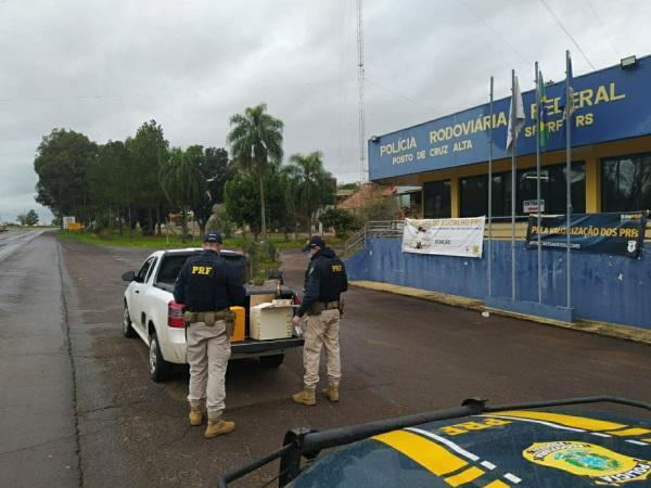 PRF apreende bebidas importadas ilegalmente em Cruz Alta
