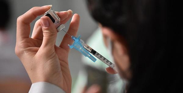 Vacinação contra a Covid-19 continua na segunda-feira