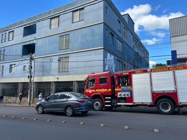 SUSTO NA TARDE >Forte cheiro causa evacuação na Escola Margarida Pardelhas