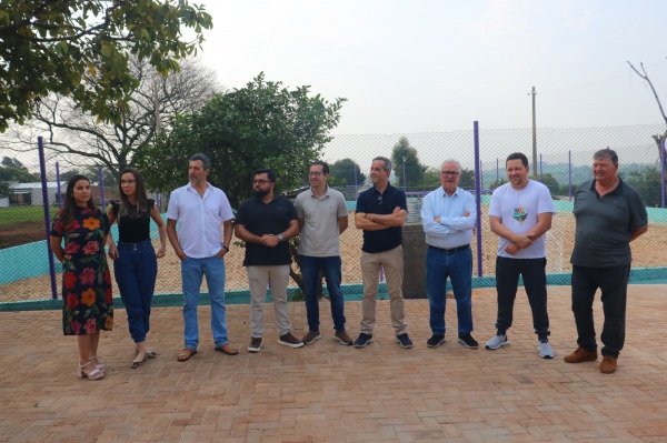 No domingo foi inaugurada a revitalização da Praça da Santa Terezinha 2