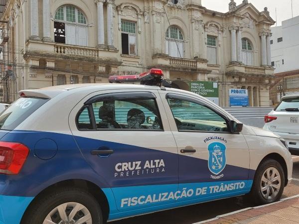 Nova frota para a saúde e Departamento de Trânsito foi entregue hoje