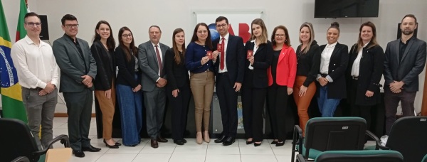 OAB SUBSEÇÃO DE CRUZ ALTA>03 advogados receberam suas credenciais nesta quarta