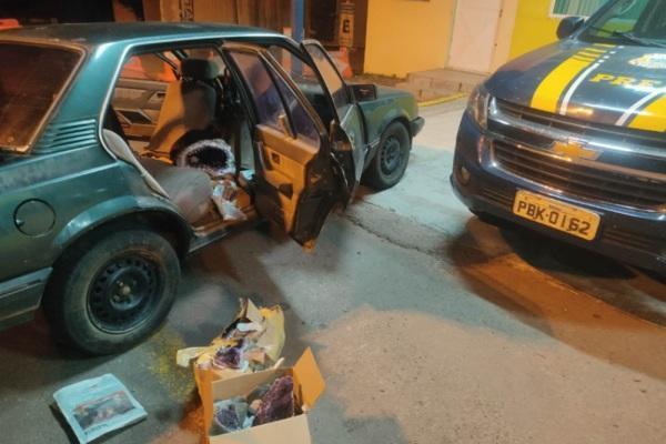 Polícia Rodoviária Federal apreende mais de 300 quilos de pedras ametistas 
