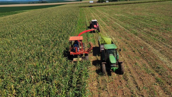 PATRULHA AGRÍCOLA> Prefeitura presta assistência aos produtores rurais 