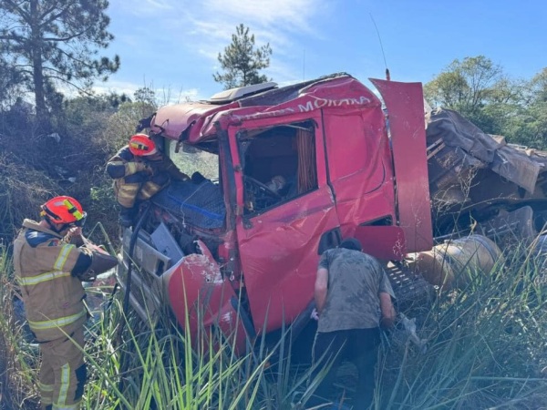 PANAMBI> Acidente de trânsito na segunda no Trevão da BR-285 com a BR-158