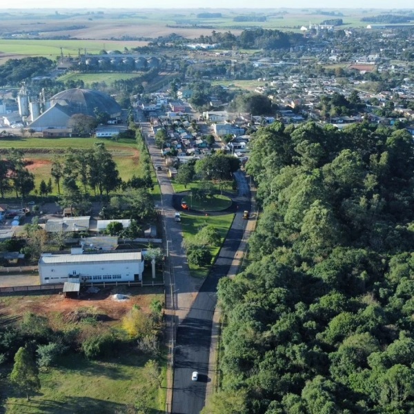 RECAPEAMENTO ASFÁLTICO> Obras começaram na Padre Pacheco em Cruz Alta