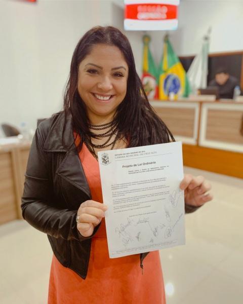 Ana Paula propõe Projeto de Lei garantindo direito ao aleitamento materno