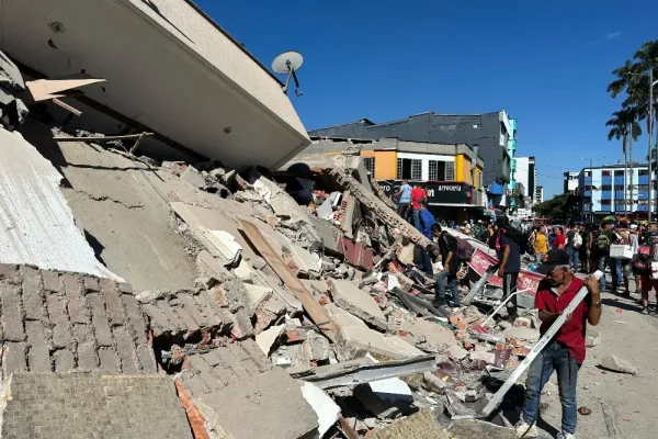 TRAGÉDIA> Terremoto de 7,4 causa destruição na Colômbia: 111 mortos até agora