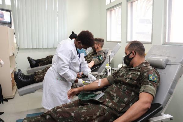 Militares da EASA realizam ação solidária para doação de sangue ao Hemocentro 