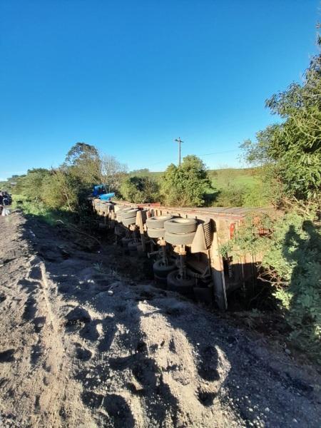Acidente de trânsito na BR-158 entroncamento com a ERS 342 na tarde do sábado