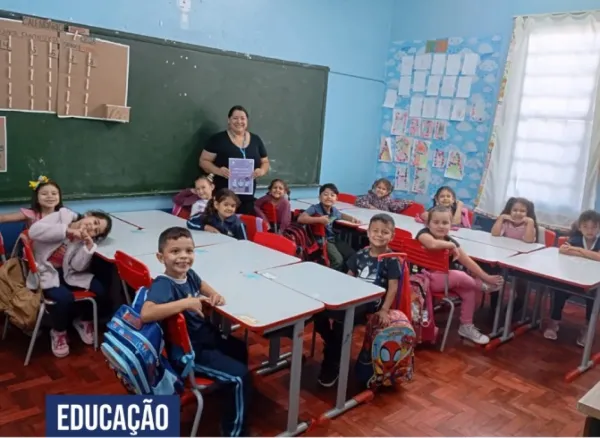 Alunos da EMEI do Carinho recebem cartilhas do Programa de Educação Fiscal