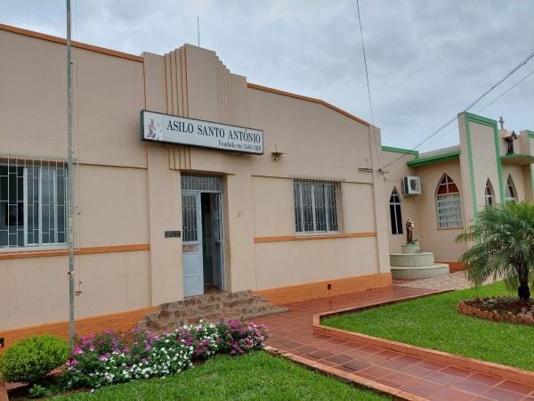 Surto de casos de Covid-19  no Asilo Santo Antônio em Cruz Alta
