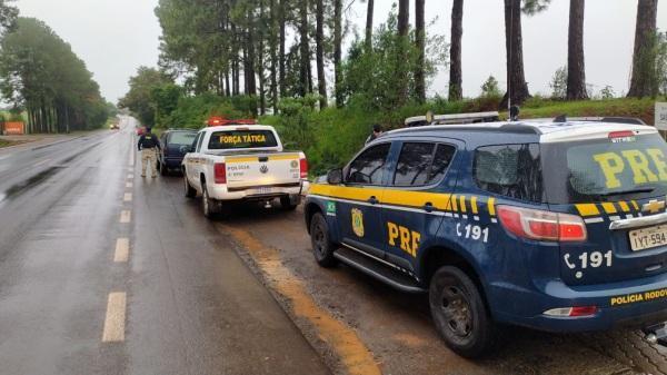 PRF e BM prendem casal de traficantes com cocaína em motel de Santa Rosa