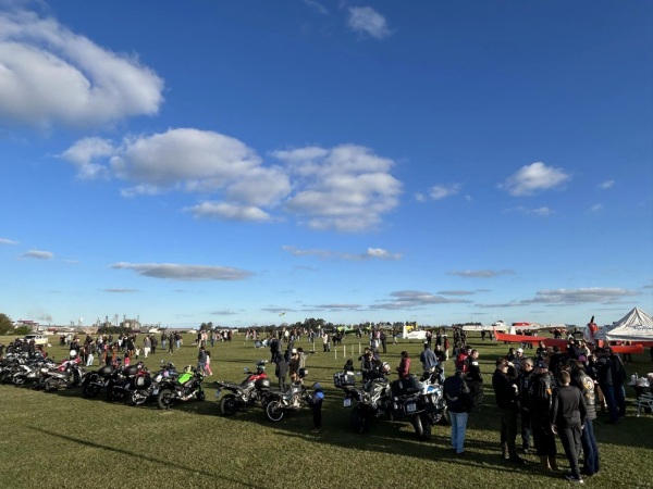 REVOADA 2024> Cruz Alta Celebra Aniversário com Shows Aéreos e Exposições