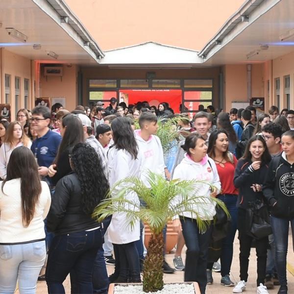 Mais de 3 mil estudantes visitaram a Feira das Profissões da Unicruz