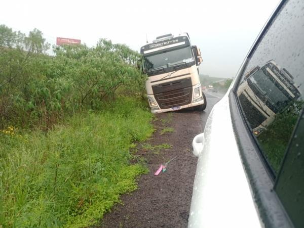 Acidentes envolvem Carretas na BR-158 e ERS-342 nesta quarta; ninguém ferido