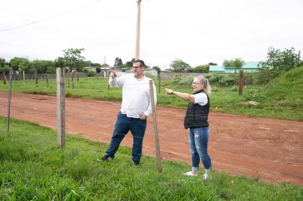 Secretário de Cidadania vistoria área destinada à construção de moradias