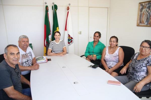 Prefeita Dra. Paula recebeu lideranças comunitárias na sexta-feira
