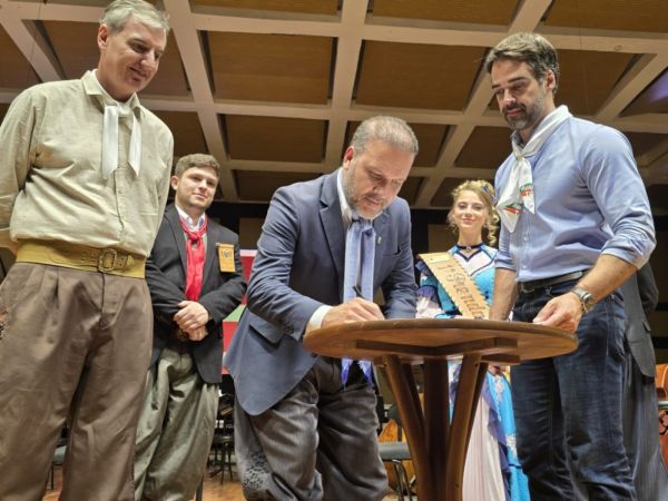 Projeto destina R$ 3,4 milhões para valorizar CTGs e impulsionar turismo