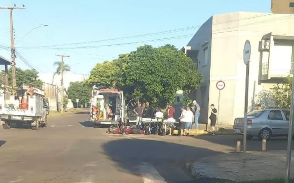 Motociclista fica gravemente ferido após colisão no Centro