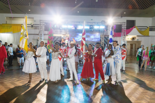 Mostra de Samba-Enredo de Cruz Alta anima o público para o Carnaval 2025