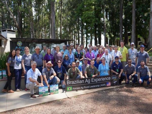 TROCA DE CONHECIMENTOS : CCGL recebeu a visita de produtores norte americanos