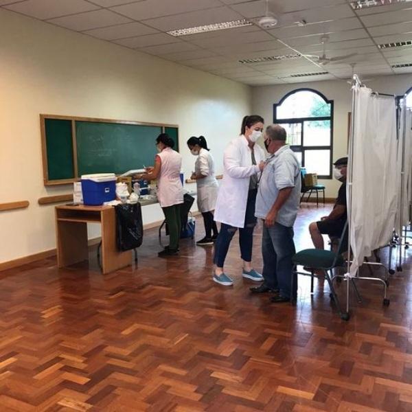 COVID-19: Vacinação nesta quarta-feira será no Auditório da Escola Annes Dias