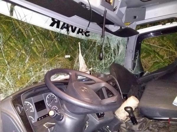 Acidente com danos materiais na ERS-342 na madrugada desta sexta-feira