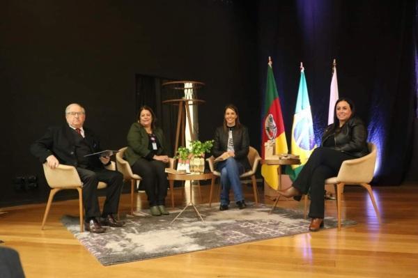 2º Fórum Regional de Saúde Mental reúne mais de cem pessoas
