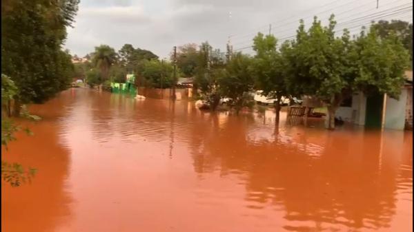 CICLONE NO RS: Chuva causa alagamentos e transtornos em Panambi