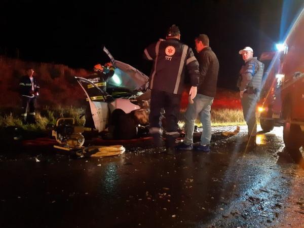 Grave acidente na BR-285 em Santa Bárbara do Sul com duas vítimas fatais