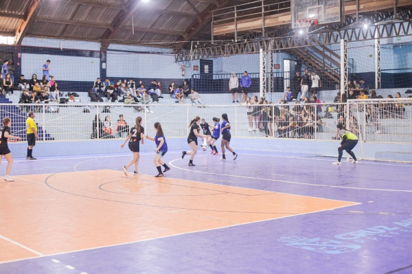 NO GINÁSIO> Futsal é destaque nos Jogos Escolares Municipais 