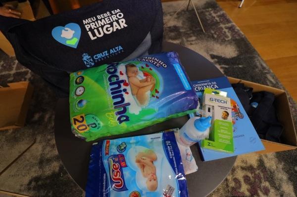 Meu Bebê em Primeiro Lugar distribui kits para setenta e cinco gestantes