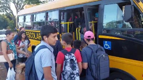 Alunos do Eliza Brum de Lima retornaram às aulas na quarta-feira