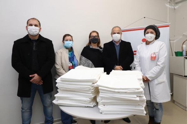 HSVP recebe doação de lençóis para o setor de hotelaria