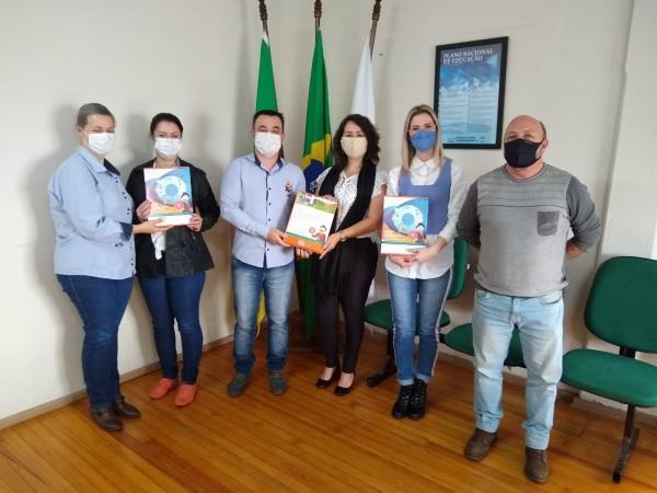 Rede municipal de ensino adere ao Programa de Educação Ambiental