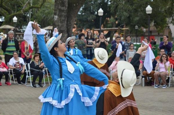 Cruz Alta receberá visita de Grupos Folclóricos da Argentina, México e Bolívia
