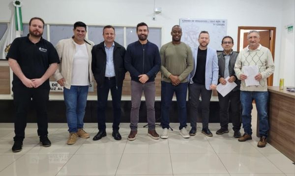 Estacionamento rotativo é tema de reunião na Câmara