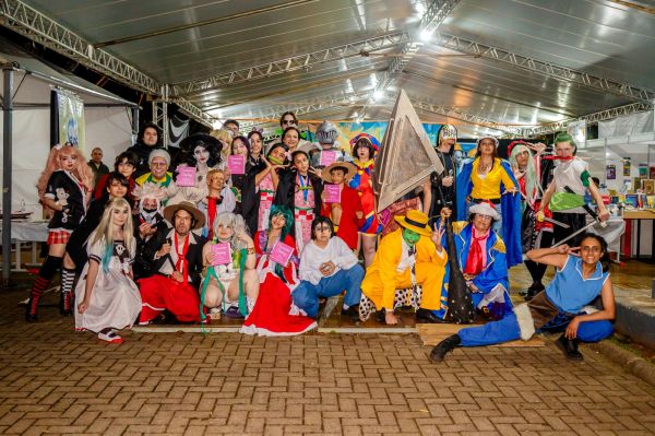 AINDA DA FEIRA DO LIVRO> Festival de Cosplay agitou o sábado da feira