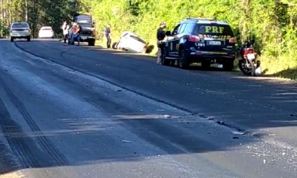 Veículo de Cruz Alta se envolve em acidente de trânsito em Pejuçara