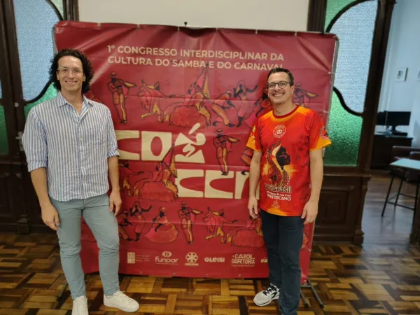 Imperatriz da Zona Norte participa de congresso sobre samba em Curitiba