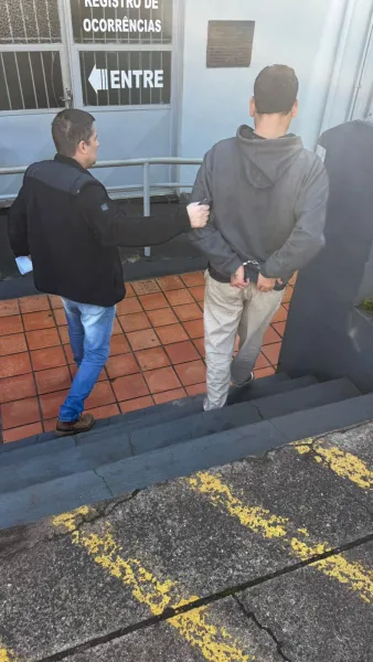 Homem é preso por extorsão contra motorista de aplicativo em Cruz Alta